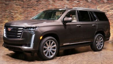 كاديلاك إسكاليد 2021 القادمة .. مراجعة مواصفات أداء وميزات