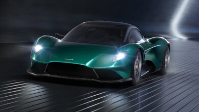 أستون مارتن فانكويش 2024 .. مراجعة مواصفات وسعر